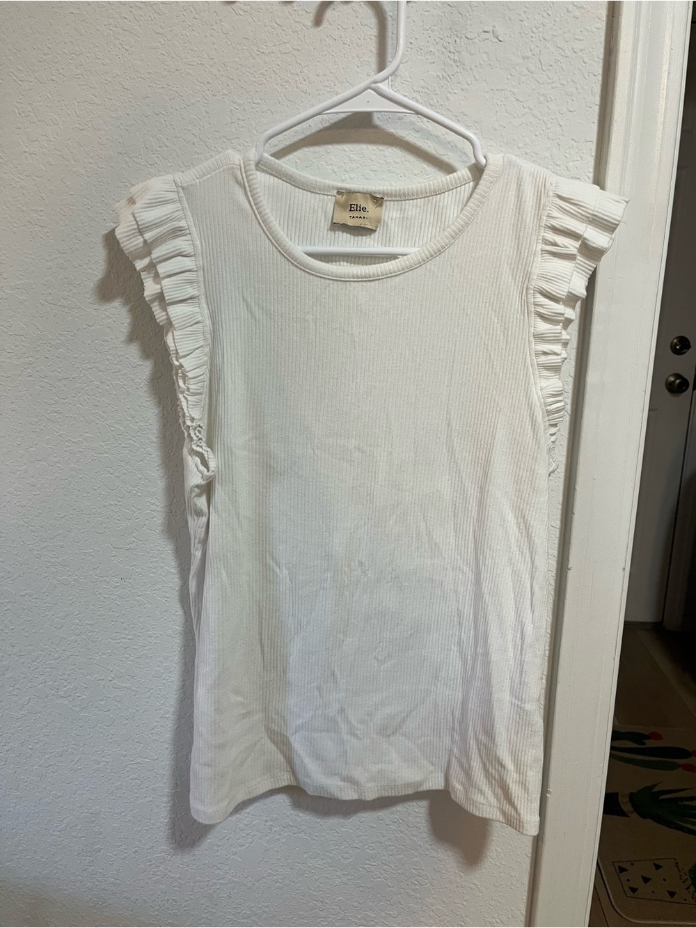 Elie Tahari White Ruffle Sleeve Ribbed Tank
